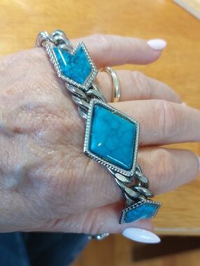 Stainless Steel Curb Chain 7.5" Bracelet Western Dyed Turquoise